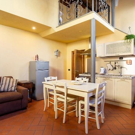 Cozy Classic Italian House Near Santa Croce, On The Lungarno Apartment ฟลอเรนซ์ ภายนอก รูปภาพ