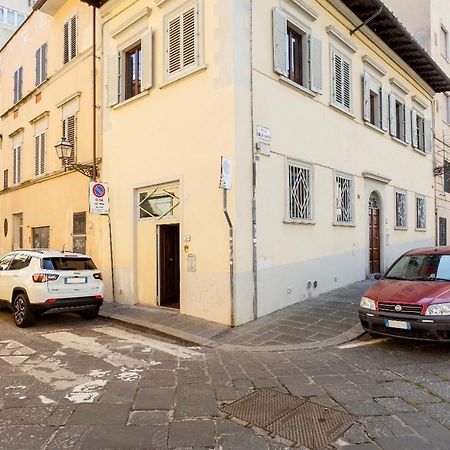 Cozy Classic Italian House Near Santa Croce, On The Lungarno Apartment ฟลอเรนซ์ ภายนอก รูปภาพ