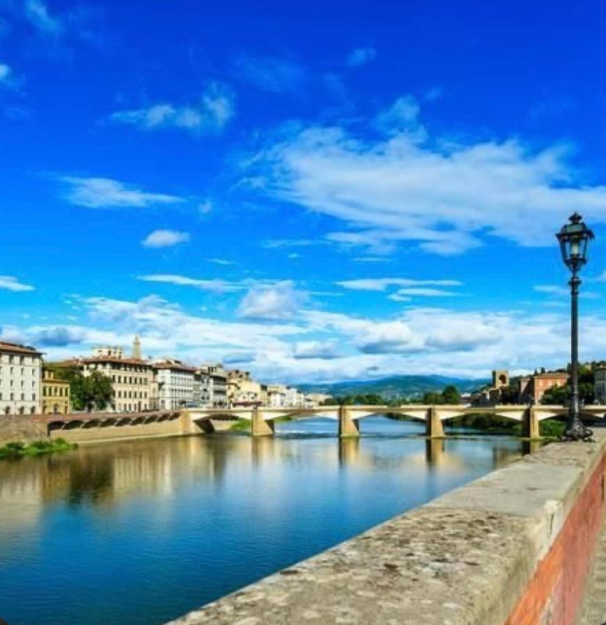 Cozy Classic Italian House Near Santa Croce, On The Lungarno Apartment ฟลอเรนซ์ ภายนอก รูปภาพ